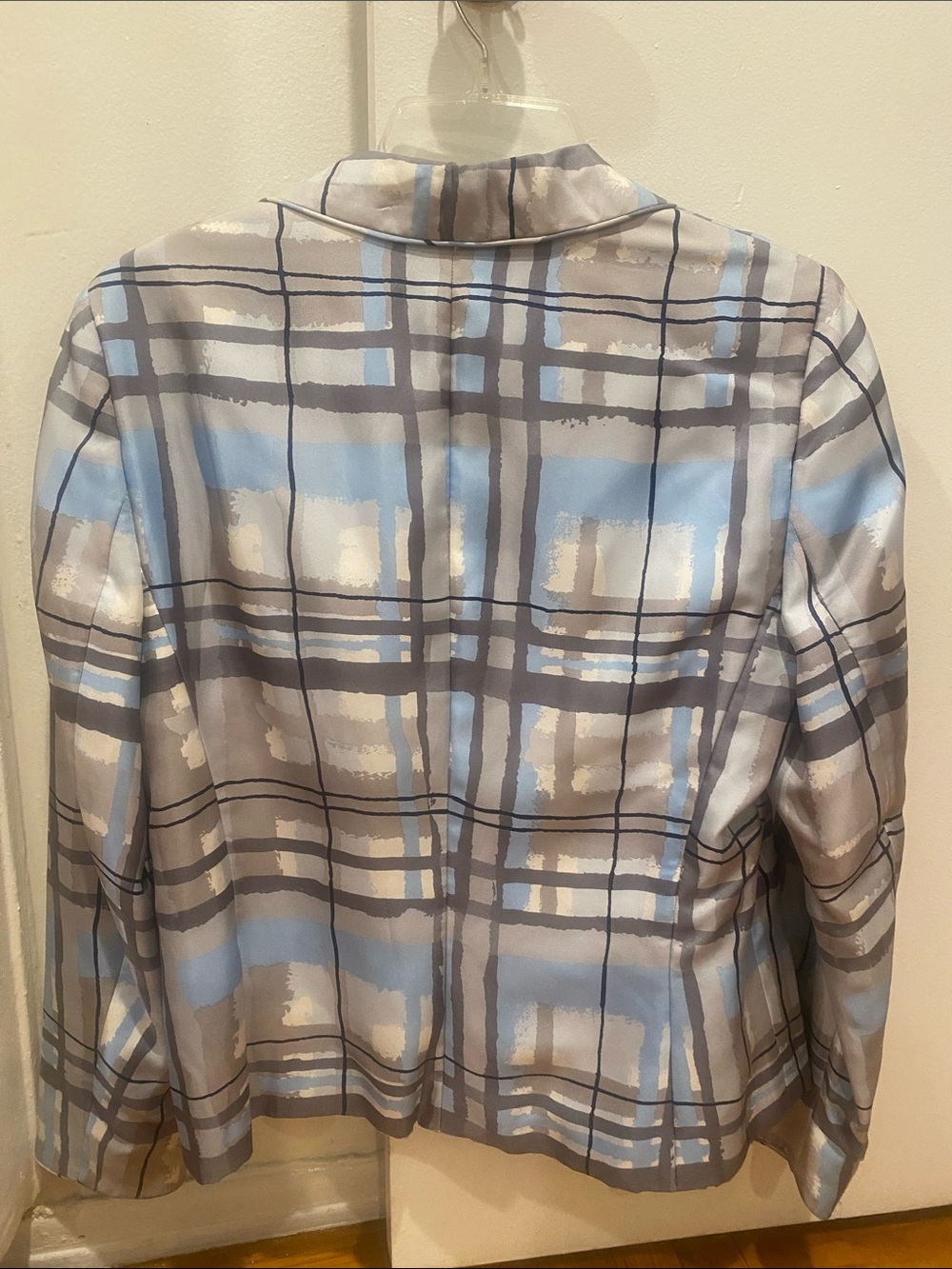 Rena Lange Light Blue and Gray Plaid Satin-Effect Blazer - Picture 3 of 7